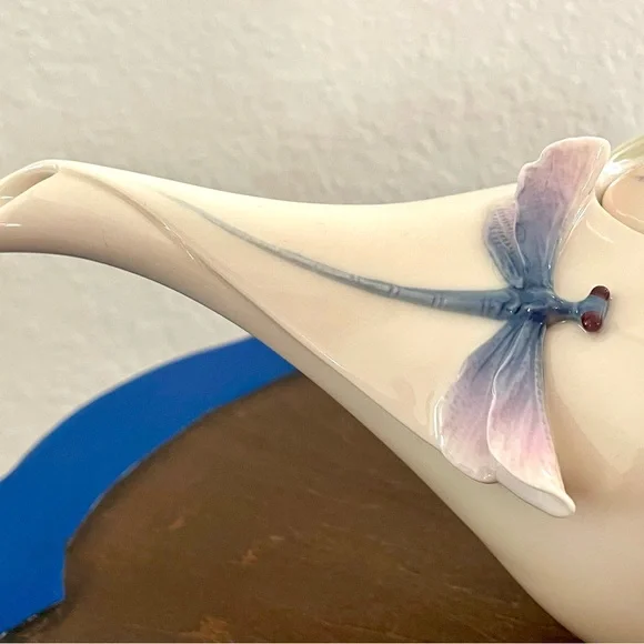 FRANZ Dragonfly Hand Painted & Signed Jan Woo Porcelain Teapot Art Nouveau NEW - Picture 9 of 16